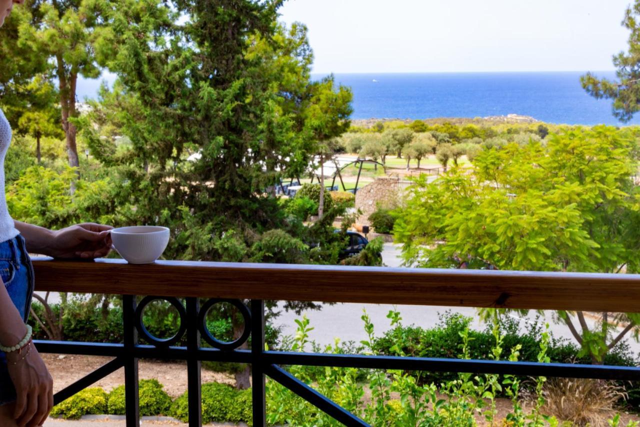 Korineum Golf&Beach Resort Agios Georgios  Exterior foto